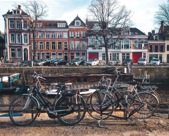 One Unmissable Weekend in Amsterdam: When to go, What to do, Where to eat?